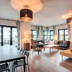 theater-lodge-luxury-apartment-in-heart-of-antwerp.brusselshotelsbook.com/